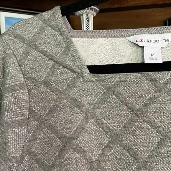 LIZ CLAIBORNE Gray Square Neck Diamond Pattern Thermal Blouse, Size Medium, EUC. - Picture 4 of 8